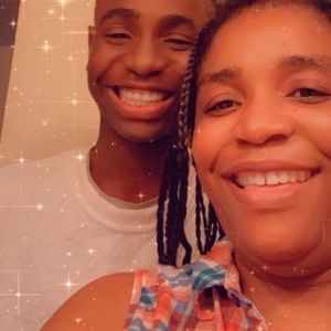 Meet your Posher, Nelly